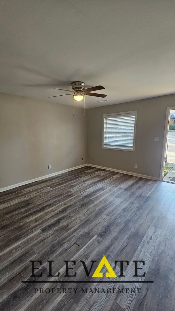 Photo - Strawberry Commons-Schedule a showing today!