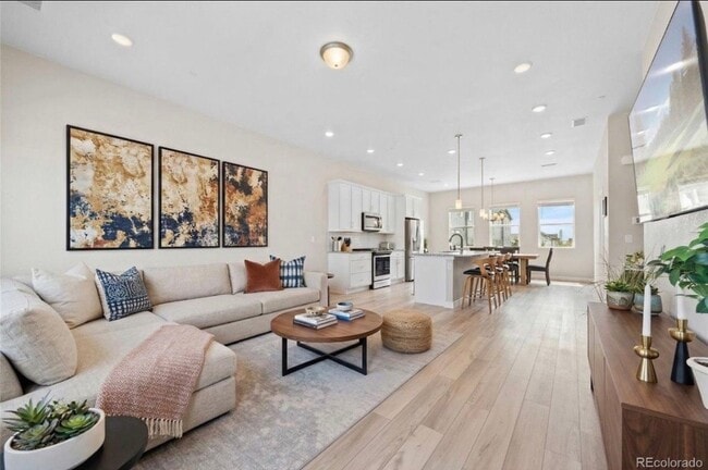 Photo - 1465 W 68th Ave