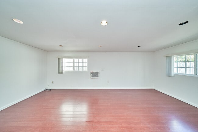 Photo - 1447 S Holt Ave Unit 1447 studio