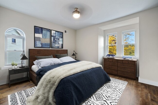 Photo - Gorgeous 3 BD/ 2.5 BA Located in Lawrenceville!