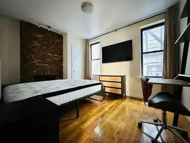 Photo - Furnished room/NOT APARTMENT Unit 1B