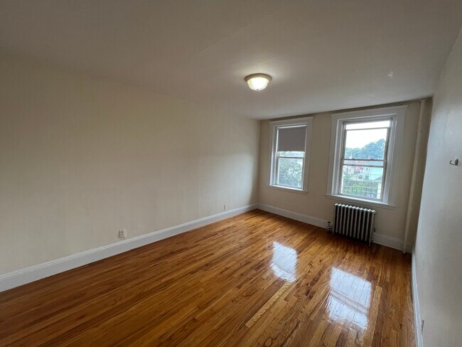Photo - 130 Washington St