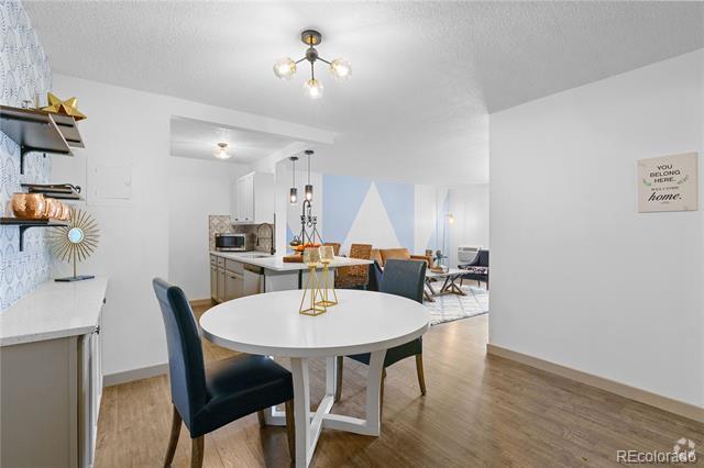 Building Photo - 2281 S Vaughn Way Unit 201A Rental