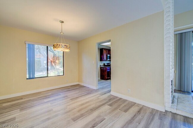 Photo - 2574 Pera Cir
