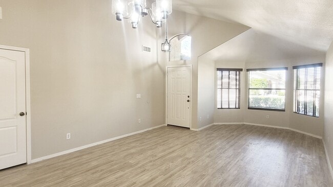 Photo - REMODELED 3-BEDROOM BY SAN TAN MALL