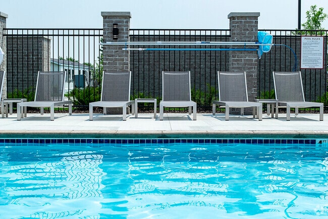 Building Photo - Brick Towne at Waukee Central Rental