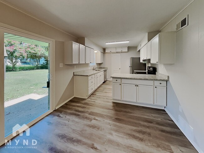 Photo - 1766 Whitehead Dr