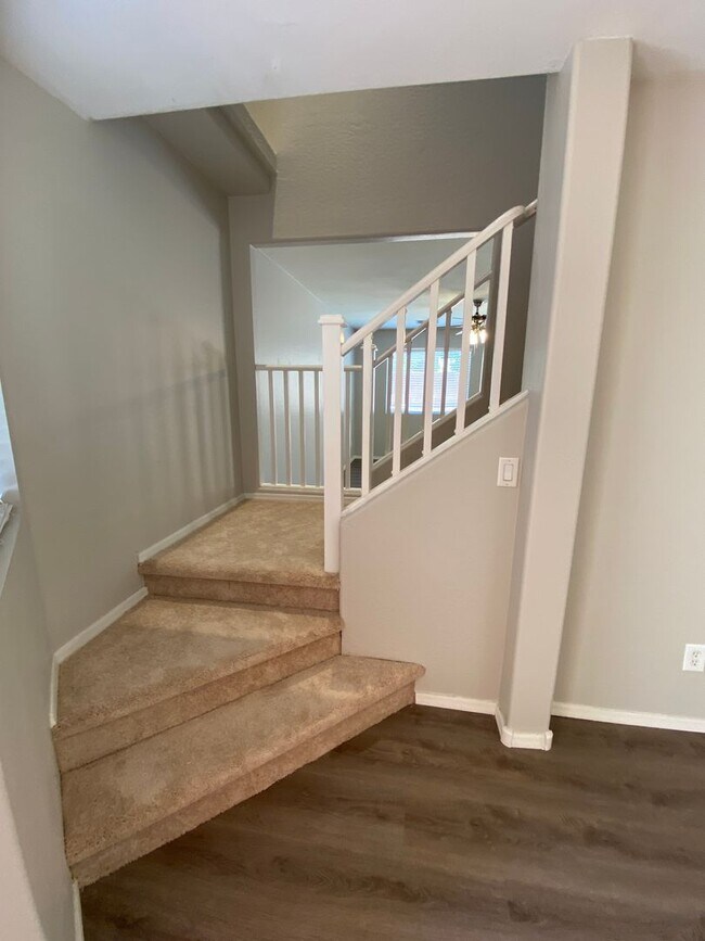 Photo - 4 Bedroom, 3 bath, two story with loft in ...