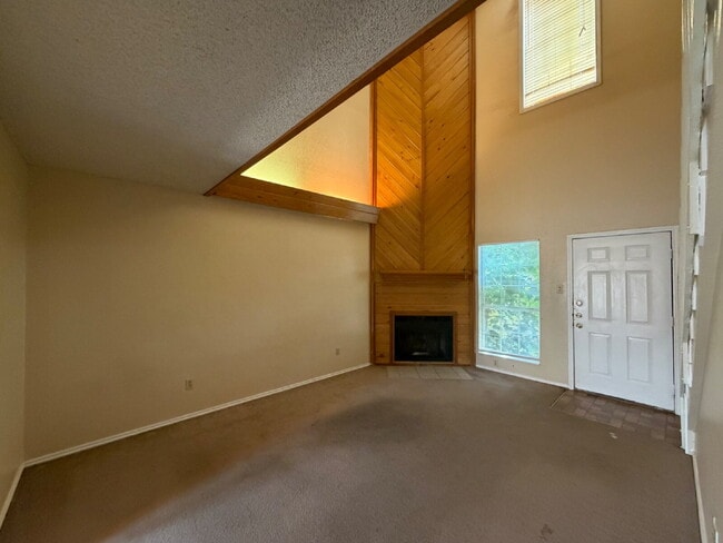 6110 36th St Unit 11