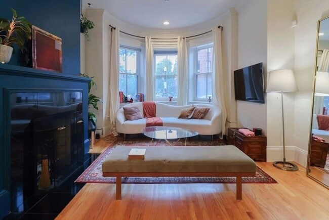 Photo - 85 St Botolph St Condo Unit 2