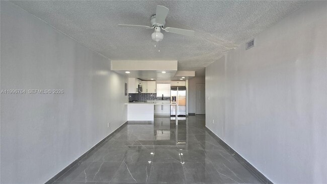 Building Photo - 9375 Fontainebleau Blvd Unit L420