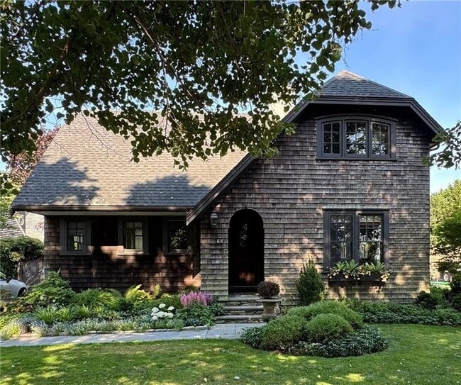 Photo - 68 Sachuest Way