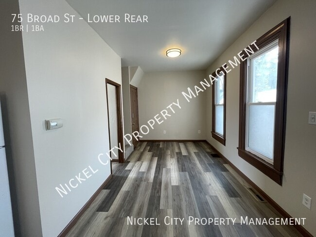 Photo - 75 Broad St Unit Lower Rear