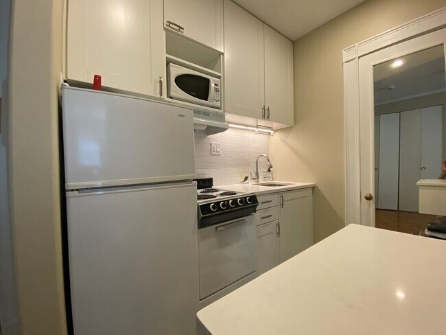 Photo - 21 Beacon St Unidad 3C