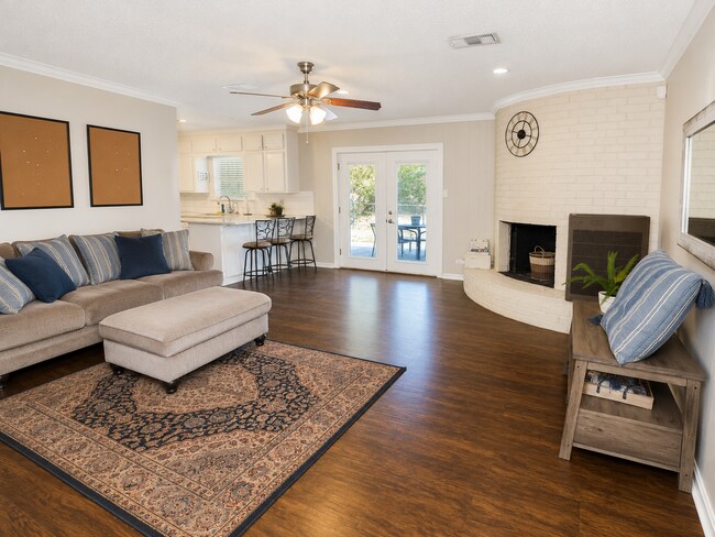 Photo - 1407 Skrivanek Ct