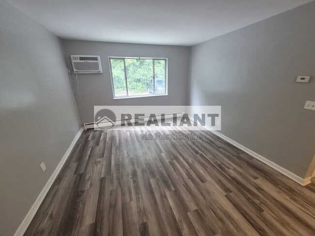 Photo - 2517 Warren St Unit Apartment 2