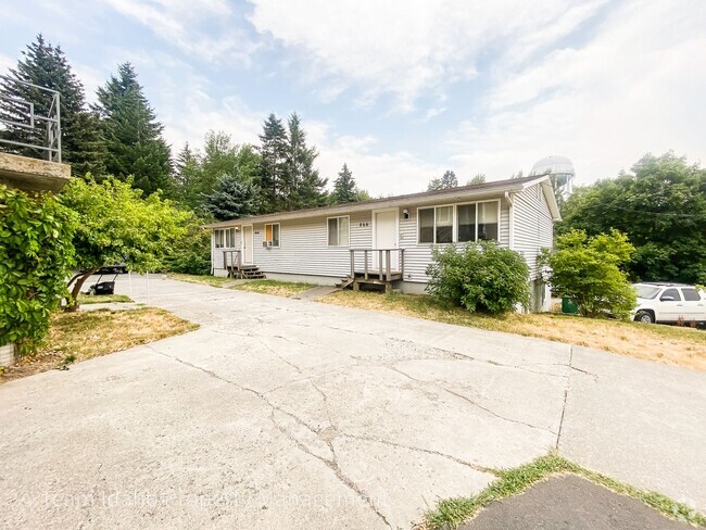 Building Photo - Garfield Duplex Unit 866 Rental