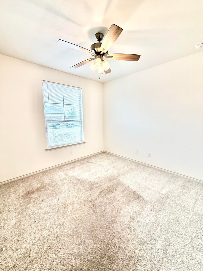 Photo - 5401 Lamont Ave
