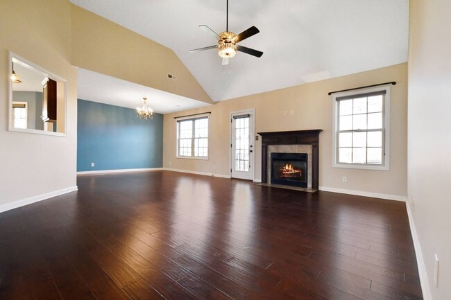 Photo - Pet Friendly Three Bedroom with Bonus!