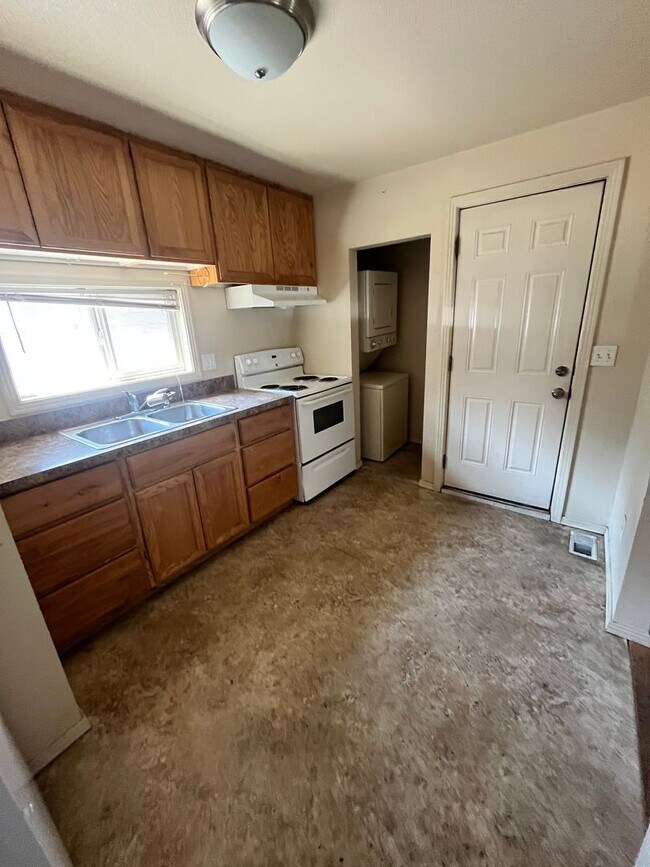 Photo - Darling large 1 bedroom and 1 bathroom