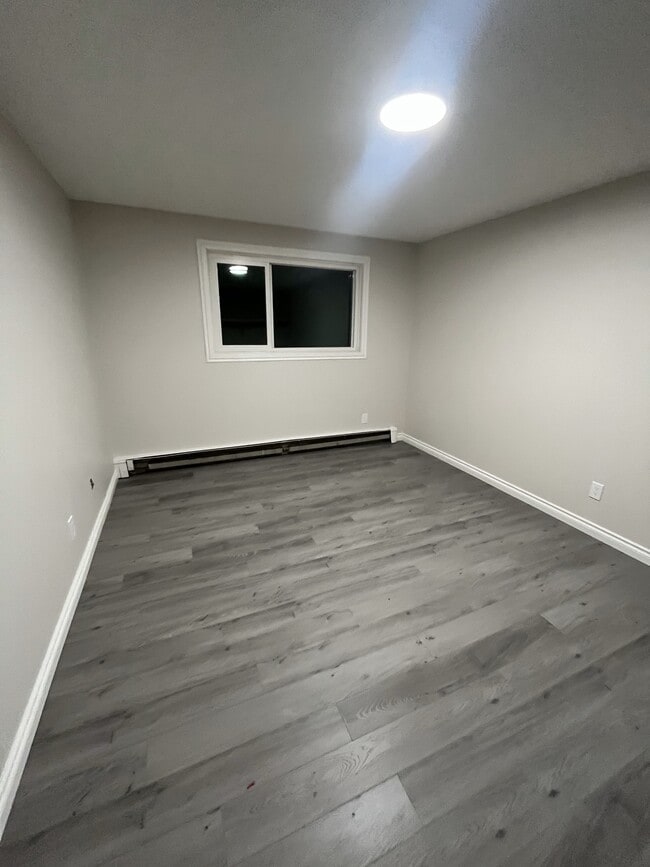 Photo - 12955-12101 101 St NW Unité 2