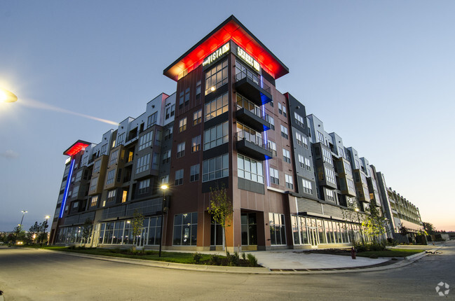 Building Photo - The Vista at the Heights Rental