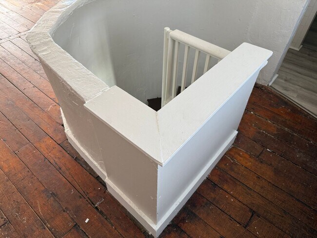 Photo - 46 Armstrong Ave Unidad #4