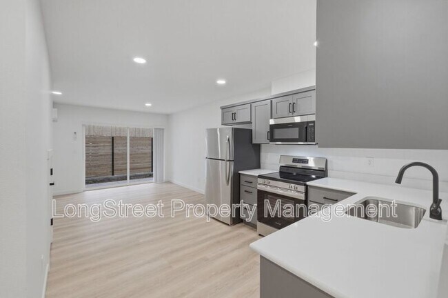 Photo - 814 S 19th St