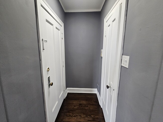 Photo - 6545 N Francisco Ave Unit 2B