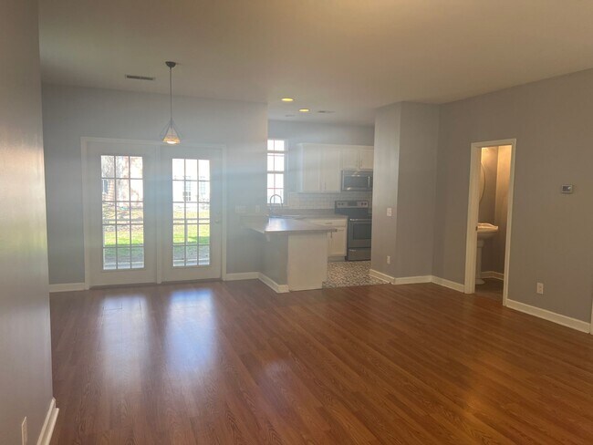 Photo - ** 1 Month Free Rent** Beautiful 3 Bedroom/ 2.5 Bath Unfurnished Townhouse in Wellstone!