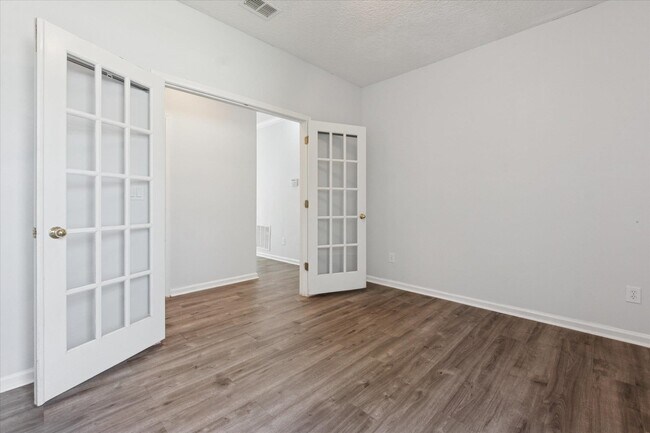 Photo - 140 Corral Cir House