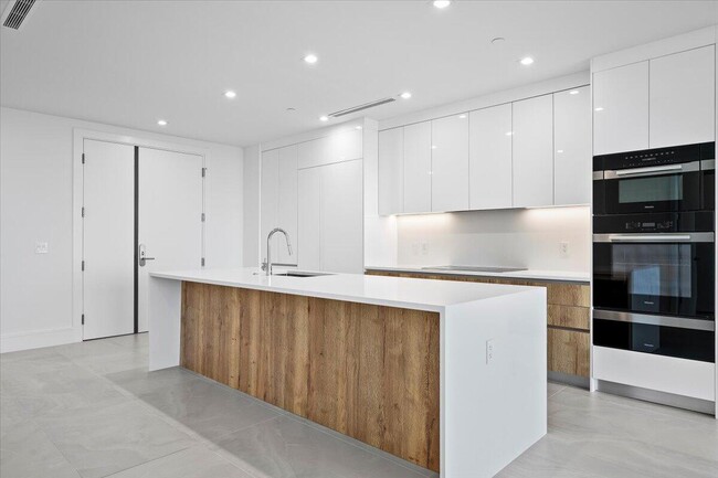 Photo - 220 Lake Shore Dr Unit 1706