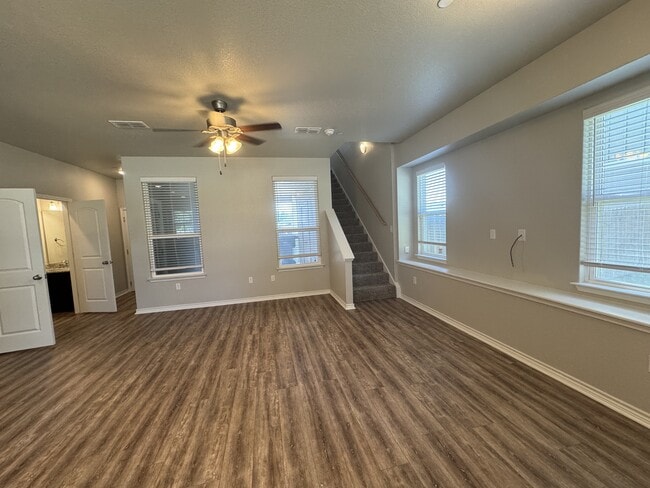 Photo - 720 Westfield Blvd