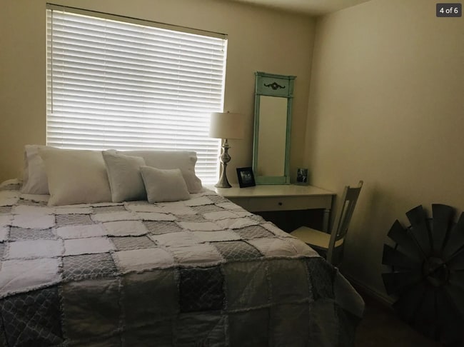 $575 Bedroom - 1372 Alpine Way Casa Adosada
