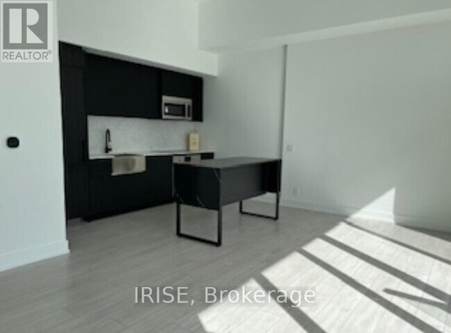 Photo - 270 Dufferin St Unité PH06