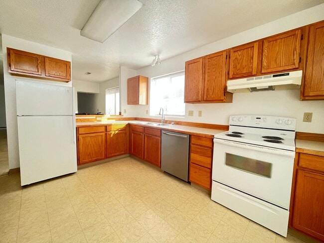 Photo - 5211 S Smith Ct Unit 5211 S Smith Court - 5211