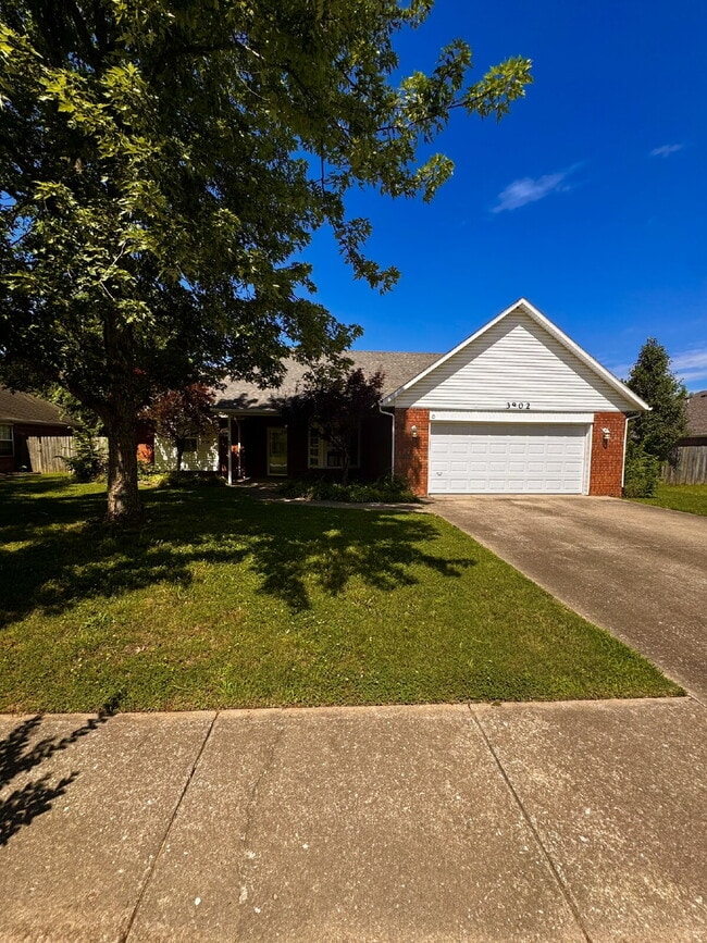 Photo - 3802 SW Maple Rd