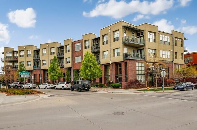 Photo - 7700 E 29th Ave Unidad 311