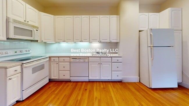 Photo - 91 Trowbridge St Condo Unit 34
