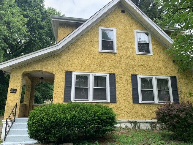 Building Photo - 3340 W Galbraith Rd Unit 1