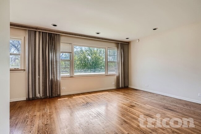 Photo - 8512 Frontage Rd