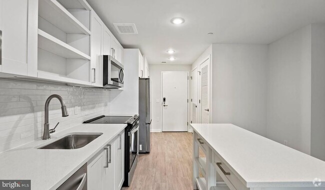 Building Photo - 4000 Wisconsin Ave NW Unit 1B-4K-265 Rental