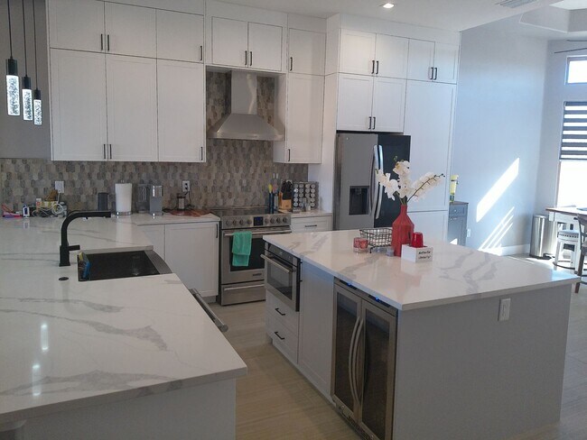 Photo - Beautiful Brand-New Home for Rent in Viewpoint Estates Winter Rental