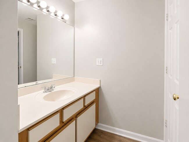 Photo - Mill Creek Apartments Unit 1704 - 7