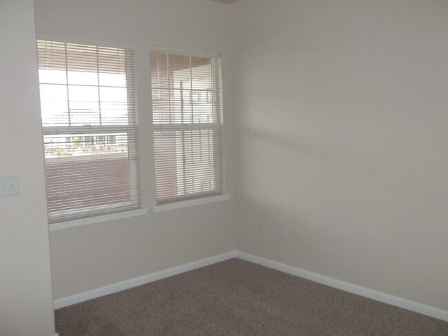 Photo - Spacious 2-Bed, 2-Bath Condo in Prime Fort Collins Location