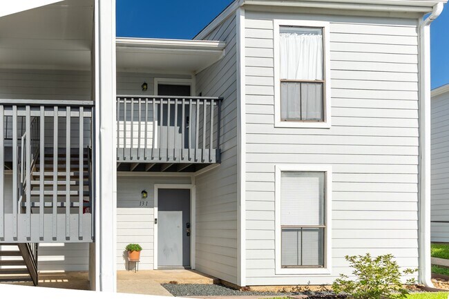 Building Photo - 13151 Walden Rd Unit 132