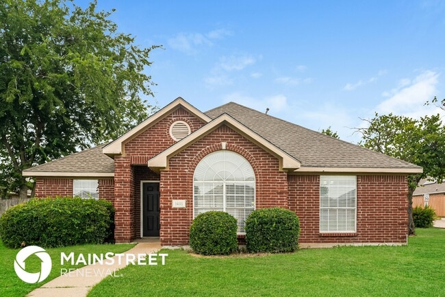 Building Photo - 1401 Mallard Dr