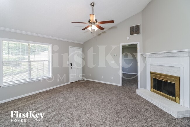 Photo - 3818 Clarendon Pl