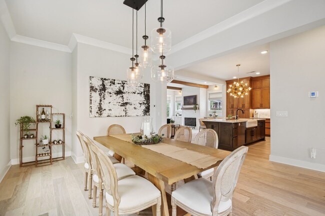 Photo - 1032 Pebble Run Rd