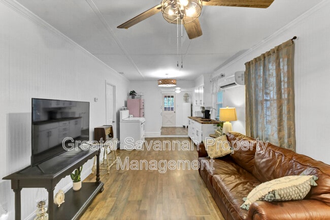 Photo - 304 East Fourth Street Unit A